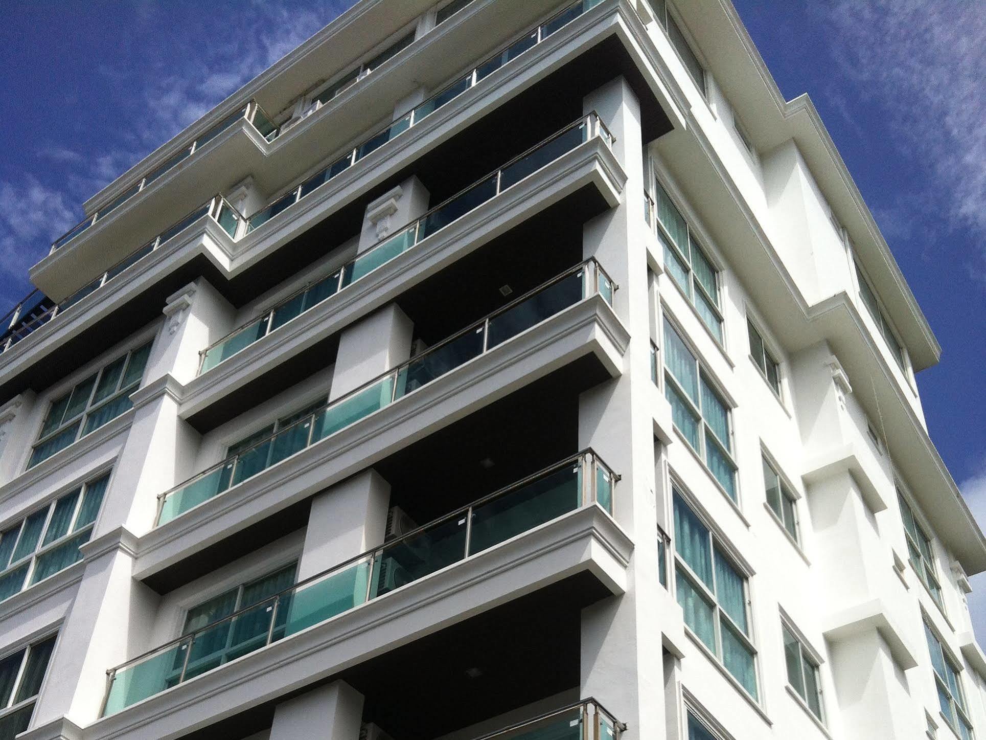 Goldstone Residency Patong , Phuket Lägenhet Exteriör bild
