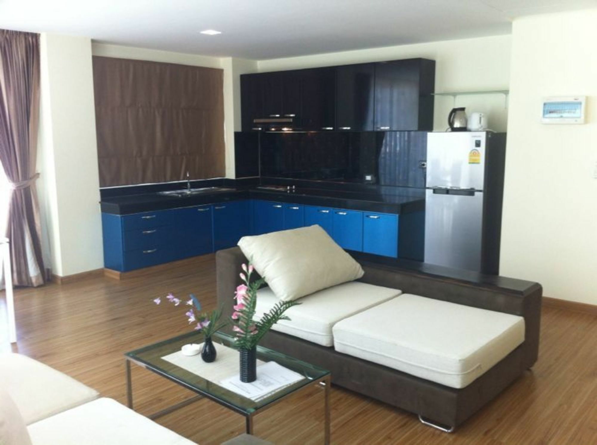 Goldstone Residency Patong , Phuket Lägenhet Exteriör bild