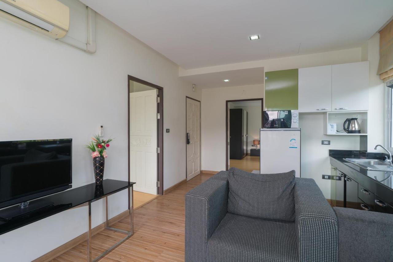 Goldstone Residency Patong , Phuket Lägenhet Exteriör bild