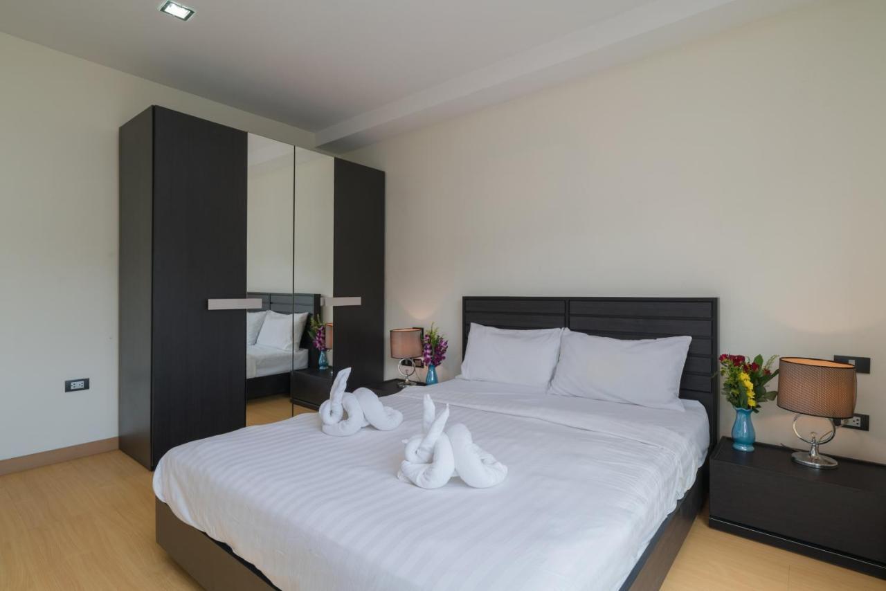 Goldstone Residency Patong , Phuket Lägenhet Exteriör bild