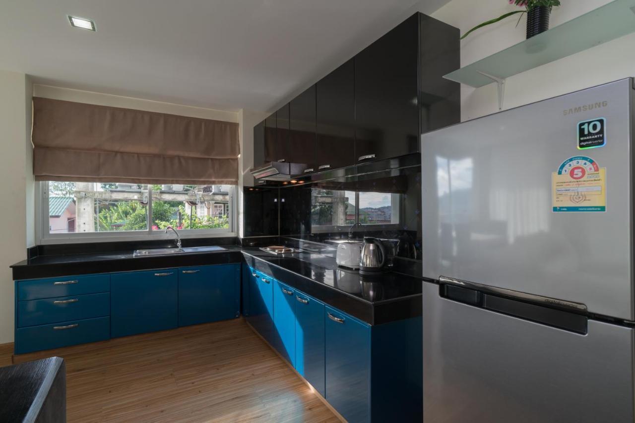 Goldstone Residency Patong , Phuket Lägenhet Exteriör bild