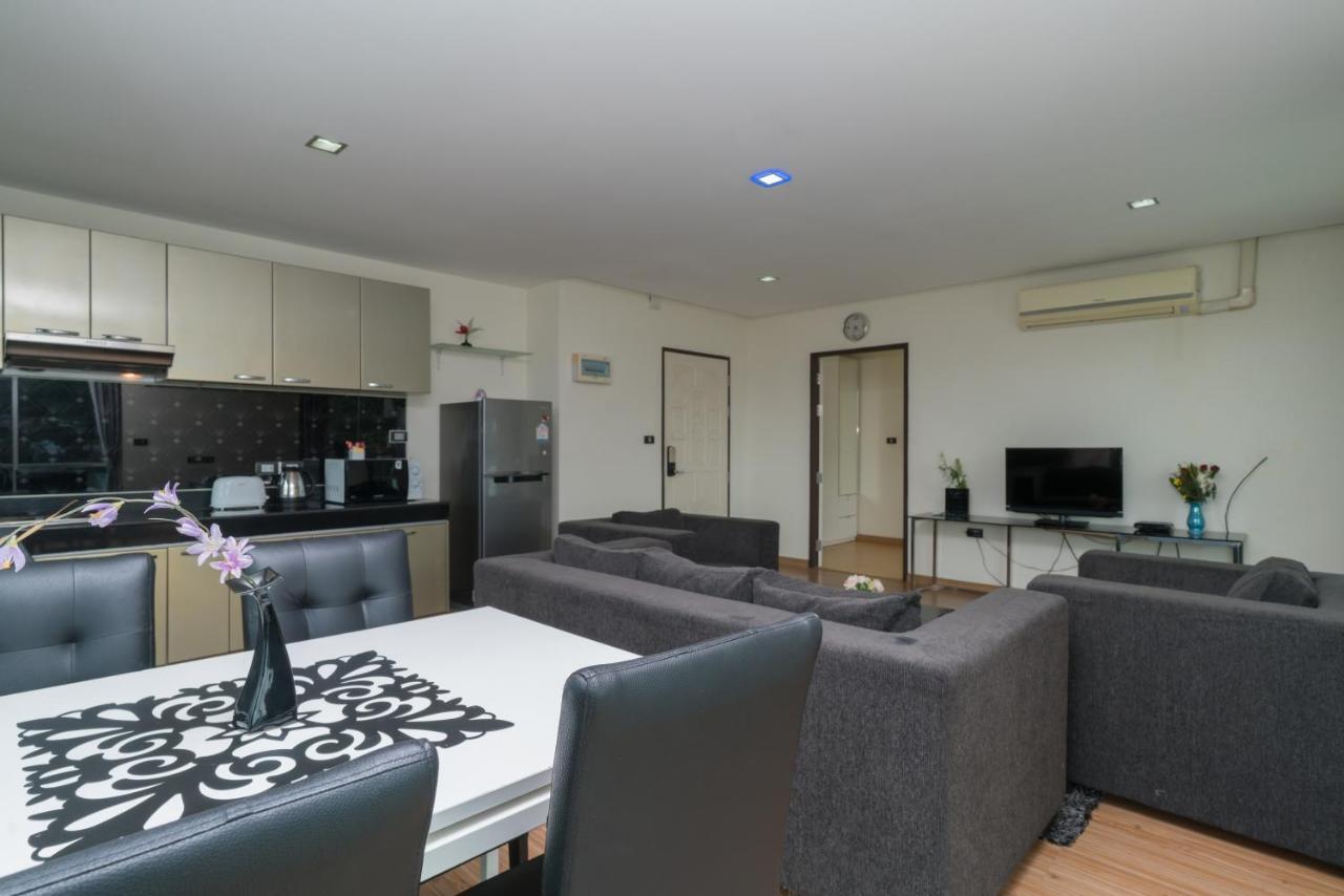 Goldstone Residency Patong , Phuket Lägenhet Exteriör bild