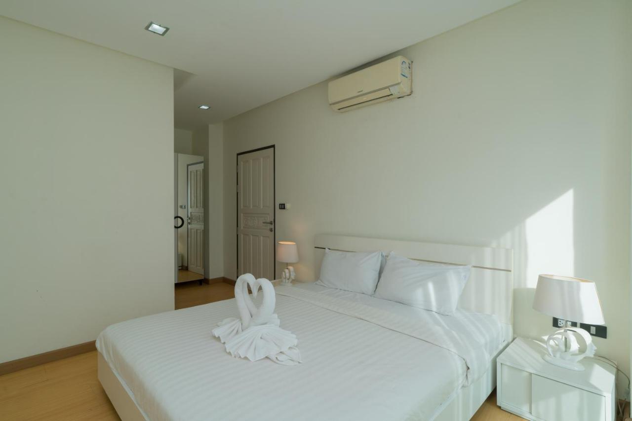 Goldstone Residency Patong , Phuket Lägenhet Exteriör bild